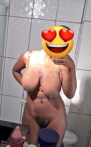 Bianca Cacau seios grandes virtual chamada e pack