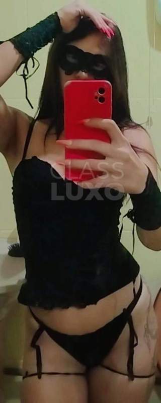 Branquinha,magrinha,tatuada, cheirosa a sua disposição