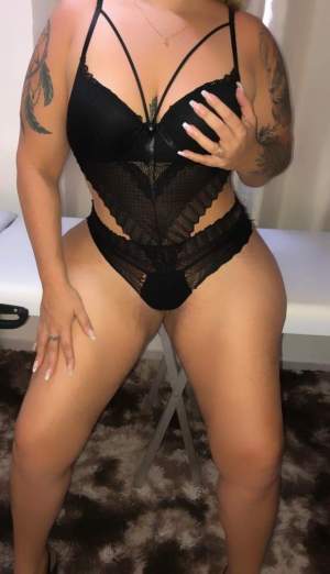 Gaby loira cavalona