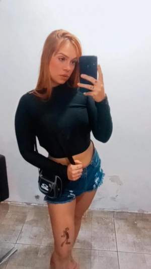 Gata diferencia 13 98184-8309, especialidade em anal, bjs
