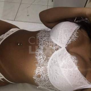 Gostosa & toda natural, vem me fuder gostoso amor!