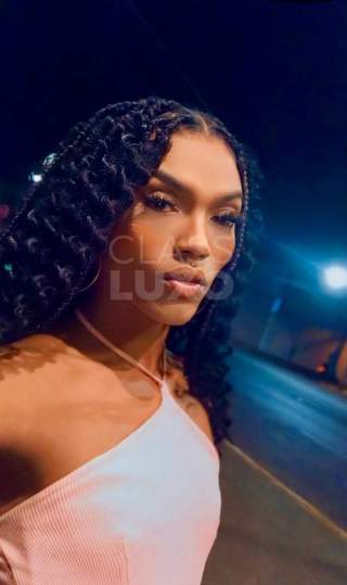 Iza bittencourt super dotada grande e grossa gozo farto