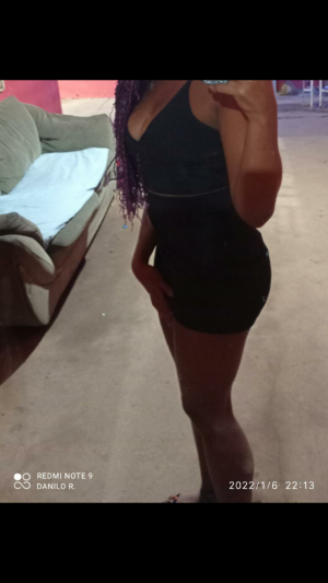 Linda morena cheirosinha gostosinha que dar prazer sou boa n