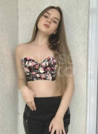 Ninfeta carinhosa adora sexo Romântico