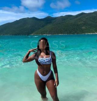 Preta gostosa do bumbum gigante