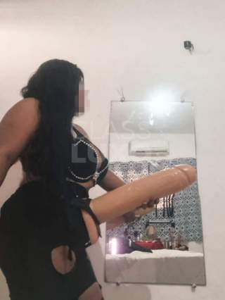 Realizo seu fetiche ou fantasia no absoluto sigilo