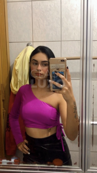 Sou acompanhante de luxo